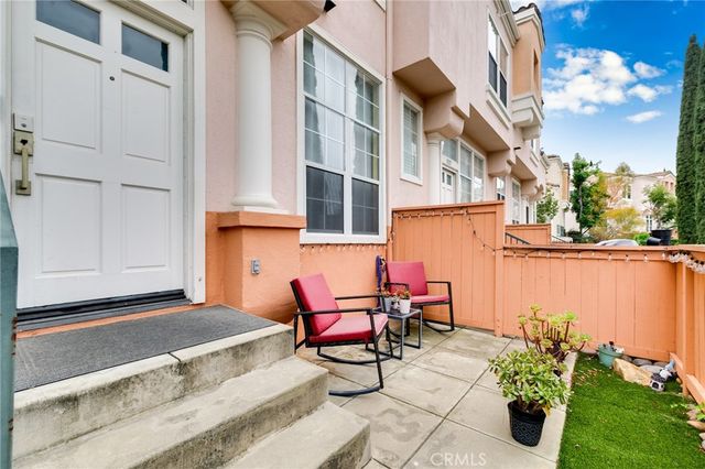 8125 E Santo Court, Anaheim Hills, CA 92808