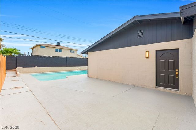 2301 Palora Avenue, Las Vegas, NV 89169