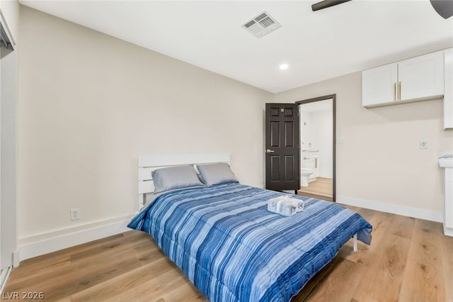 2301 Palora Avenue, Las Vegas, NV 89169
