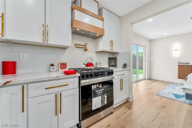 2301 Palora Avenue, Las Vegas, NV 89169