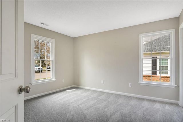 106 Fernwood BND, Yorktown, VA 23692