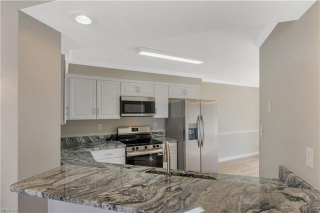 106 Fernwood BND, Yorktown, VA 23692