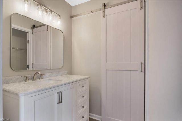 106 Fernwood BND, Yorktown, VA 23692