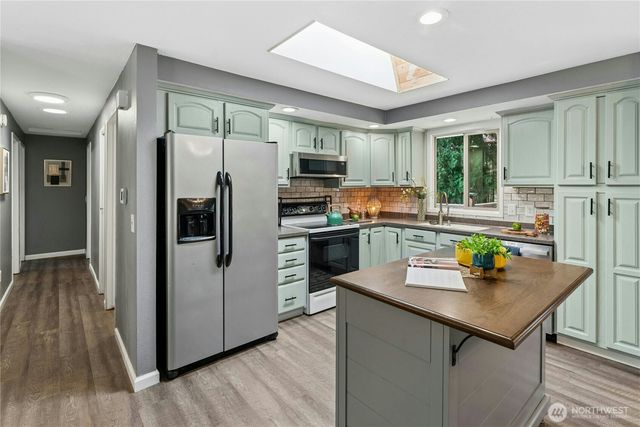 4633 Gunvor Court NE, Olympia, WA 98516