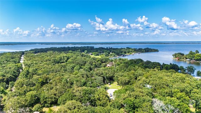 10268 Tanglewood Circle, Wills Point, TX 75169