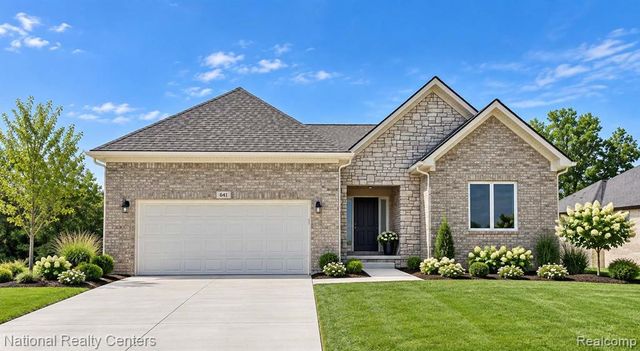 941 Guenevere Drive, Oxford, MI 48371