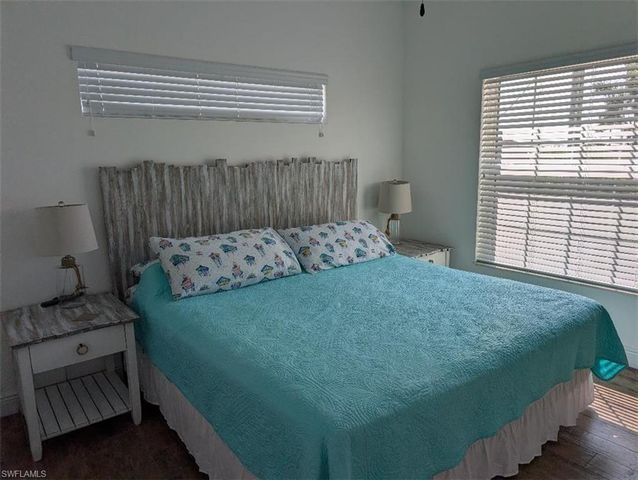 2579 Third ST, Matlacha, FL 33993