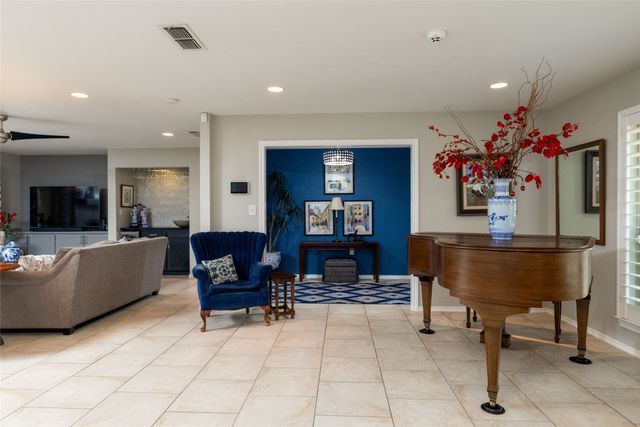 6920 Tumbling Trail, Fort Worth, TX 76116