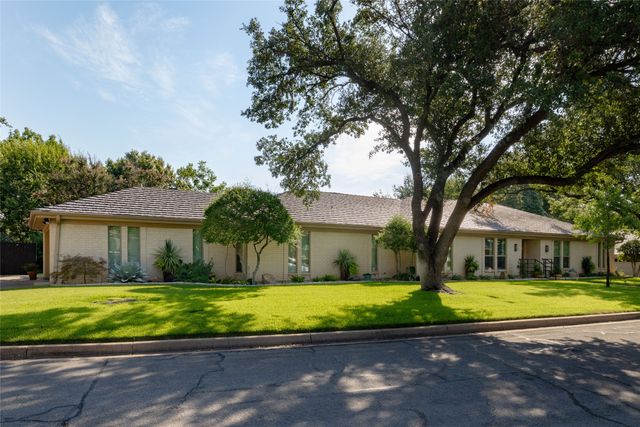 6920 Tumbling Trail, Fort Worth, TX 76116