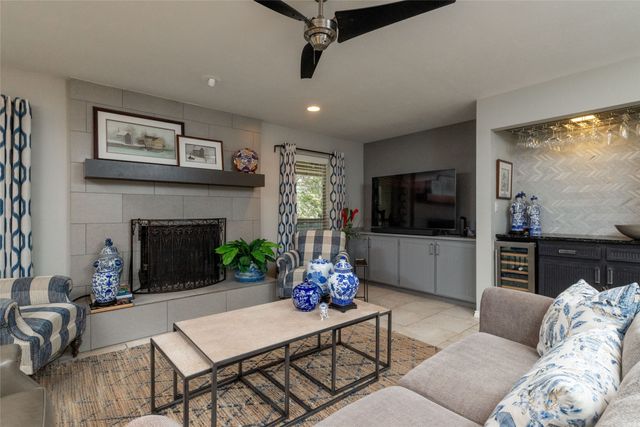 6920 Tumbling Trail, Fort Worth, TX 76116