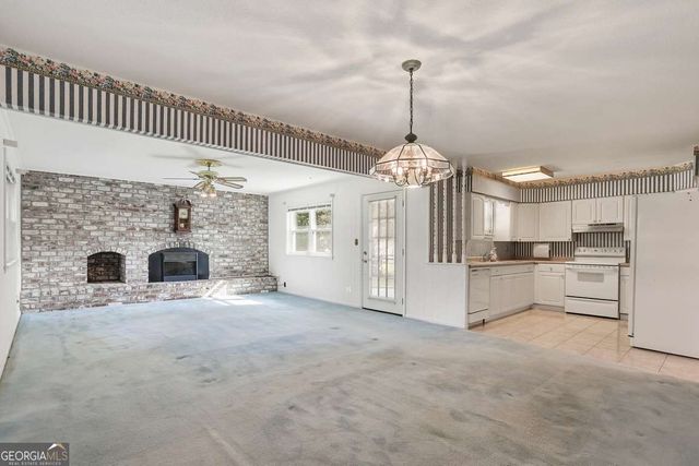 220 Holly Avenue, Pooler, GA 31322