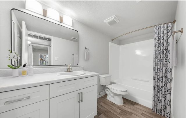 2025 W Indian School Road 1, Phoenix, AZ 85015