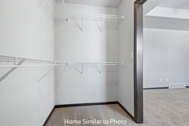 1708 BETTY JEAN LANE, Green Bay, WI 54313