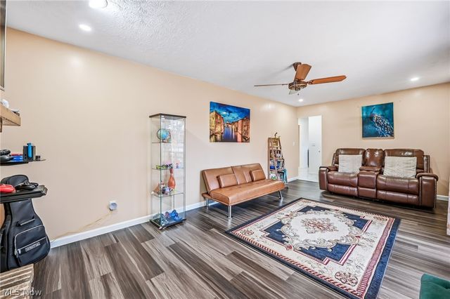 510 W Regency Circle, Canfield, OH 44406