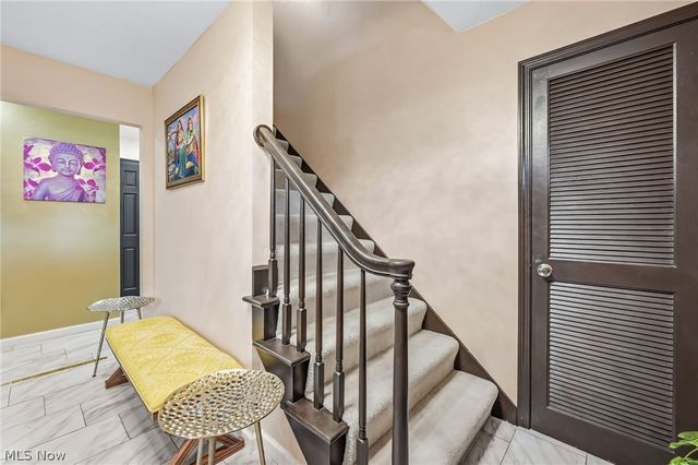 510 W Regency Circle, Canfield, OH 44406