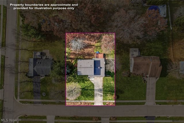 510 W Regency Circle, Canfield, OH 44406