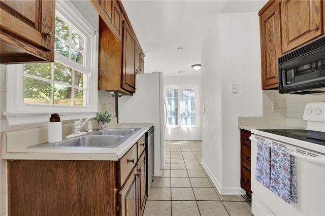 4430 Bonneville Drive, Cumming, GA 30041