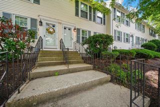 41 Beech Hill Avenue, Manchester, NH 03103