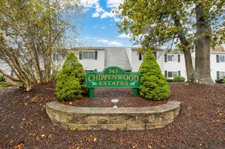 565 Clark Avenue 70, Bristol, CT 06010