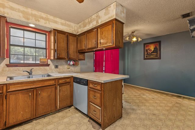 14110 Creekview Circle, Tyler, TX 75707