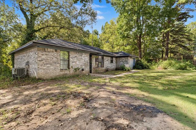 14110 Creekview Circle, Tyler, TX 75707