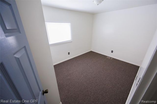 14960 Alberta Avenue, Warren, MI 48089