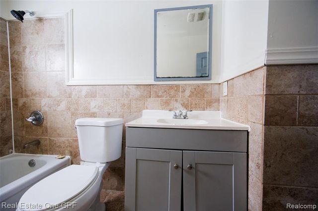 14960 Alberta Avenue, Warren, MI 48089