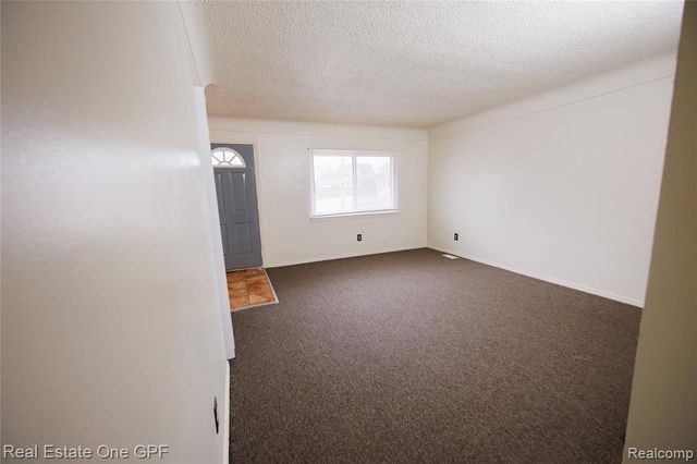 14960 Alberta Avenue, Warren, MI 48089