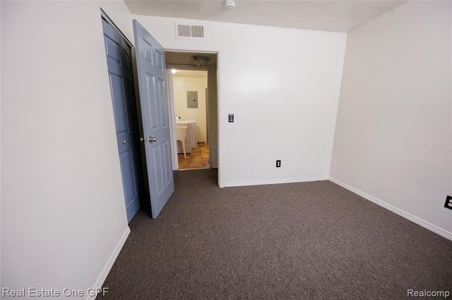 14960 Alberta Avenue, Warren, MI 48089