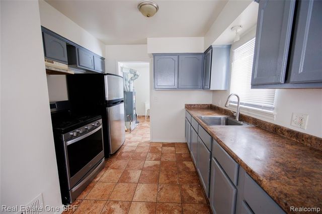 14960 Alberta Avenue, Warren, MI 48089