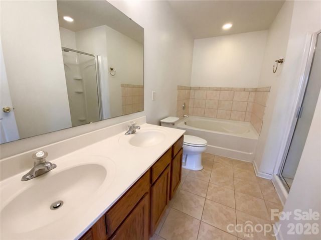 104 S Ranney Way, Mooresville, NC 28117