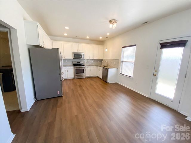 104 S Ranney Way, Mooresville, NC 28117