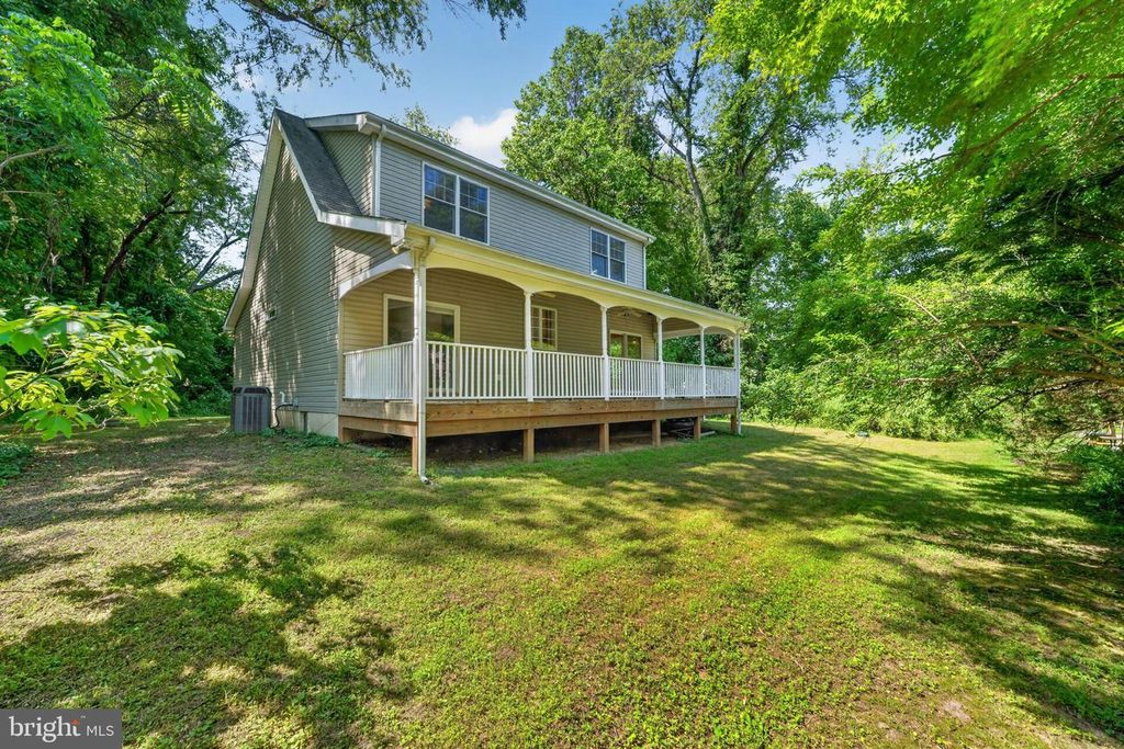 Image 32 of property listing at 302 CECIL AVE, Earleville, MD 21919