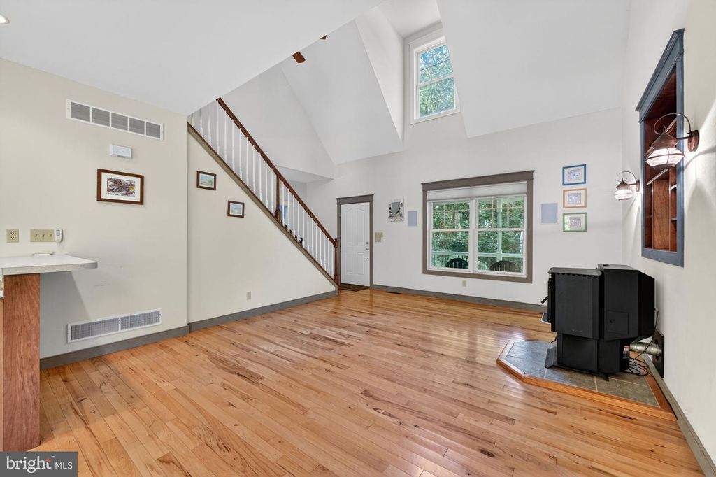 Image 6 of property listing at 302 CECIL AVE, Earleville, MD 21919