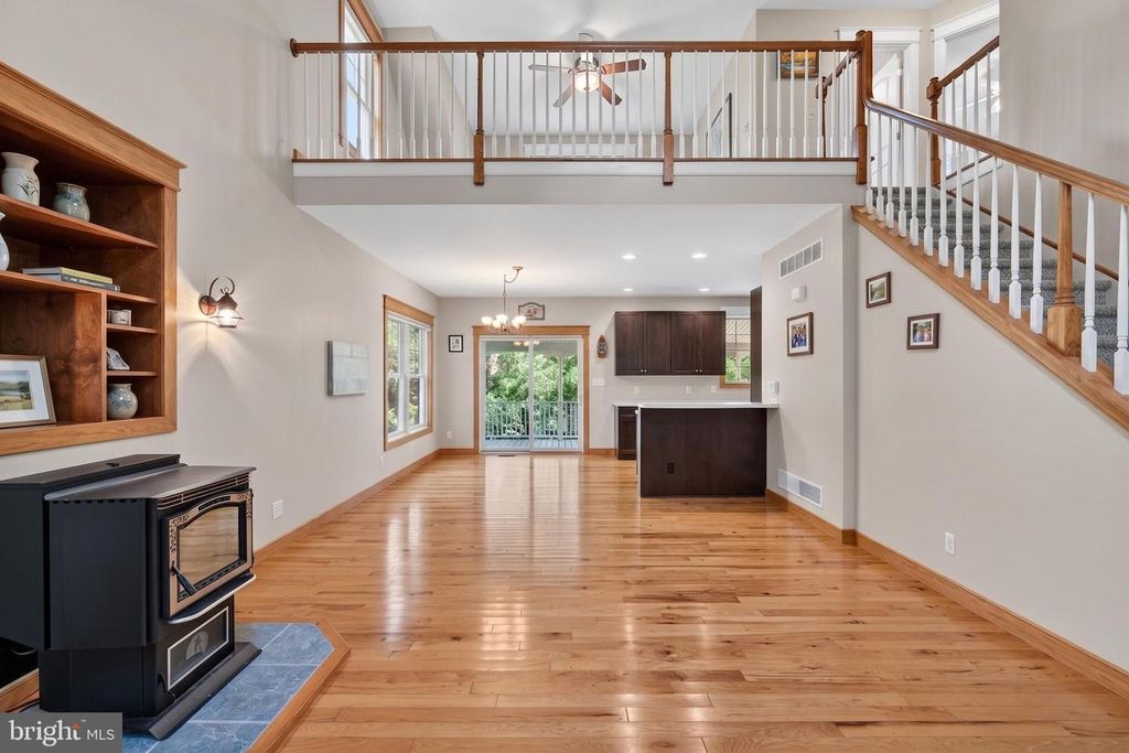 Image 7 of property listing at 302 CECIL AVE, Earleville, MD 21919
