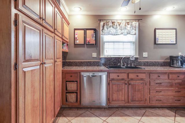 103 N GOODLETT ST, Memphis, TN 38117