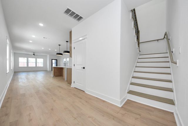 334 E 31st Street, Houston, TX 77018