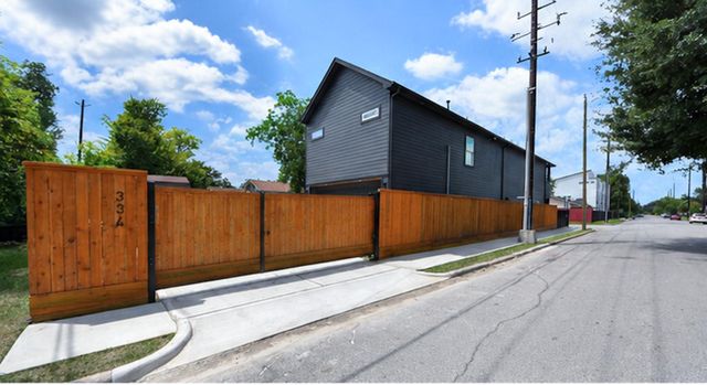 334 E 31st Street, Houston, TX 77018