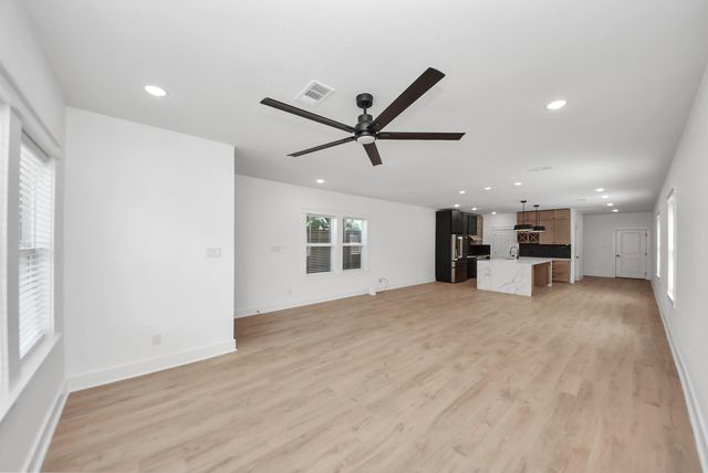 334 E 31st Street, Houston, TX 77018