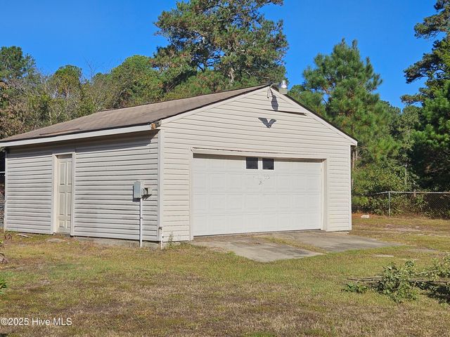 707 Ridge Drive, Goldsboro, NC 27530