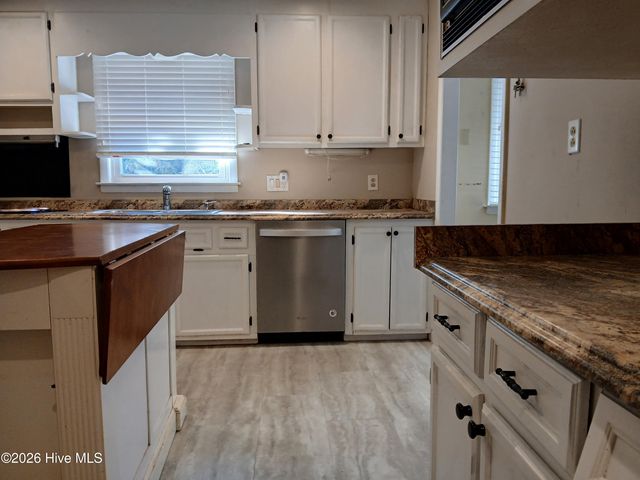 707 Ridge Drive, Goldsboro, NC 27530