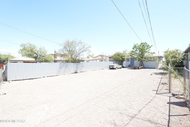 1023 E Lee Street, Tucson, AZ 85719