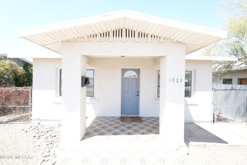 1023 E Lee Street, Tucson, AZ 85719