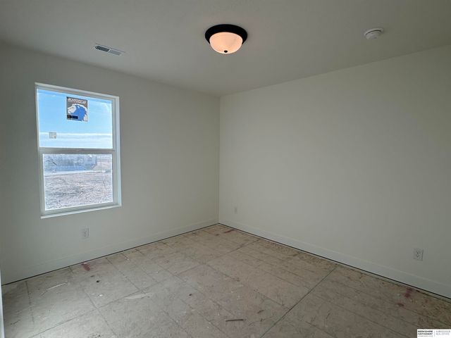 20819 Nebraska Avenue, Elkhorn, NE 68022