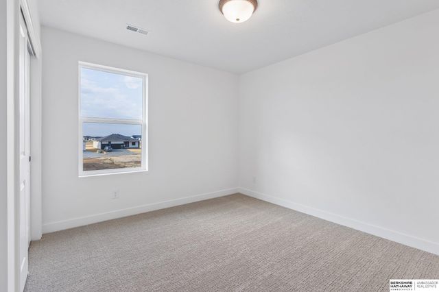 20819 Nebraska Avenue, Elkhorn, NE 68022