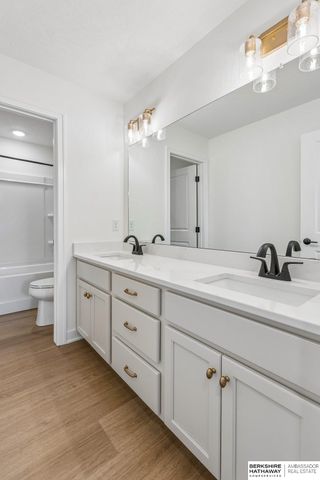 20819 Nebraska Avenue, Elkhorn, NE 68022