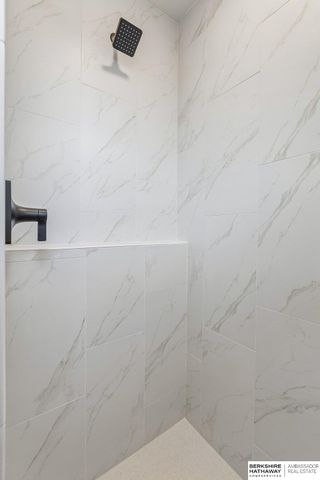 20819 Nebraska Avenue, Elkhorn, NE 68022