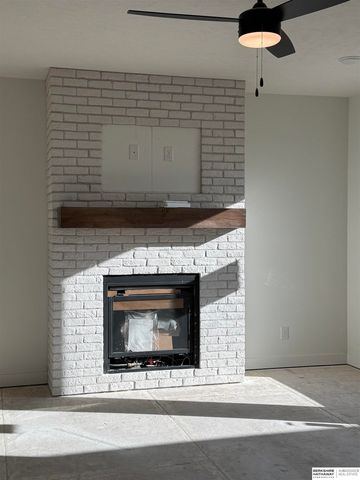 20819 Nebraska Avenue, Elkhorn, NE 68022