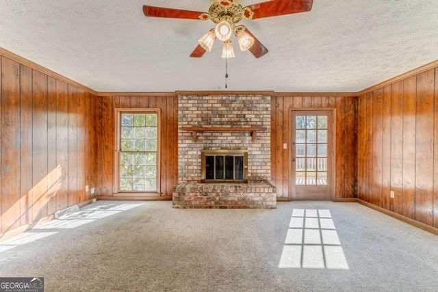 209 Brown Fox Drive SW, Rome, GA 30165