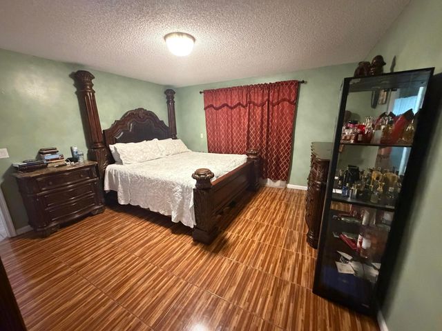 5842 LAKE GEORGE Place, Lake Worth, FL 33463